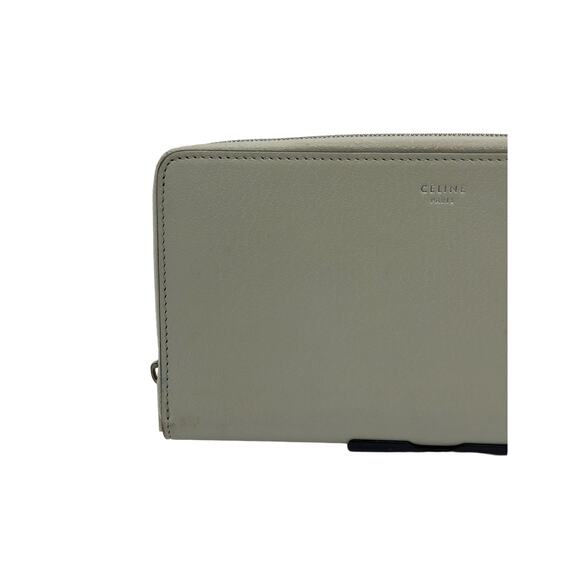 Celine Continental Wallet*Long Zip Around Light‎ Sage Green*Gorgeous! - Picture 2 of 13
